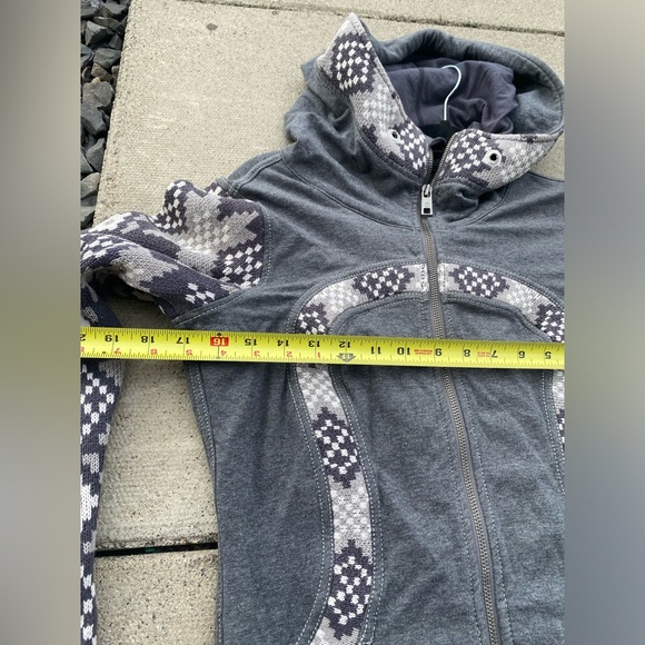 Lululemon Live Simply Ikat Apres Knit Ski Scuba Hoodie, Grey, sz 6 - Picture 9 of 14